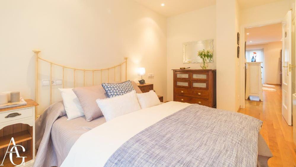 Apartamento Plaza De Espana Ribadeo Zewnętrze zdjęcie